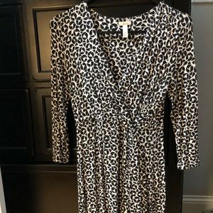 SOMA super cute black and white dress